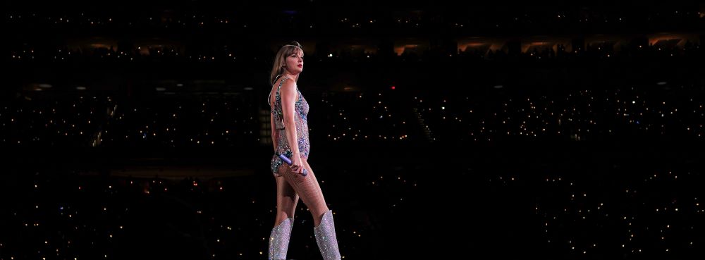 Taylor Swift performs during her "The Eras Tour." (Flickr/Paolo V)