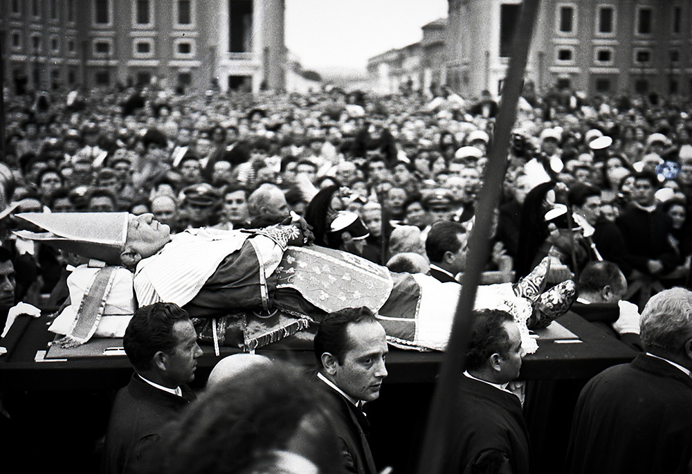 The body of blessed John XXIII is seen during his June 1963 funeral in St. Peter's Square at the Vatican. (CNS/Catholic Press Photo/Giancarlo Giuliani)