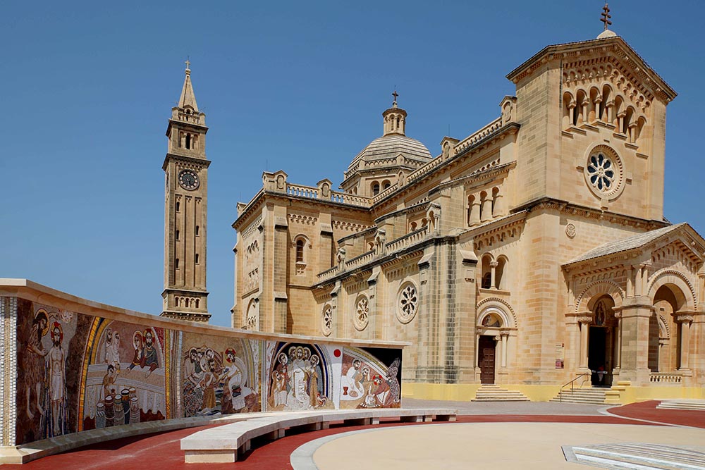 The Basilica of the National Shrine of the Blessed Virgin of Ta' Pinu on the northern Malta island of Gozo (Wikimedia Commons/Briancassar)