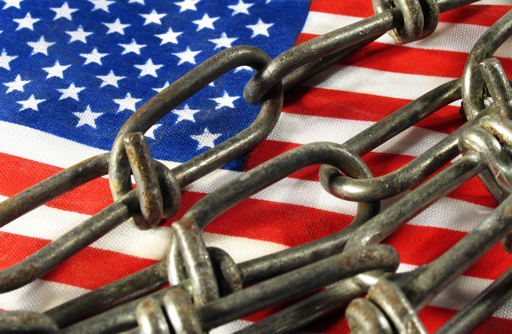 flag in chains