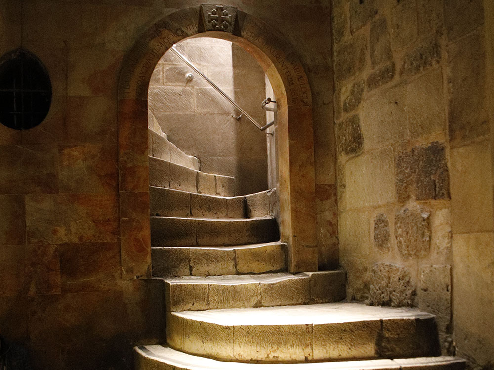 The stairway to Calvary in the Church of the Holy Sepulcher in Jerusalem (Pixabay/Piotr Pindur)