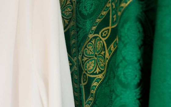 Priest's vestments (Unsplash/Grant Whitty)